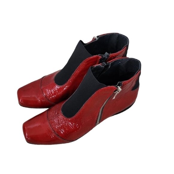 Un Tour En Ville Red Patent Leather Booties - Picture 3 of 13